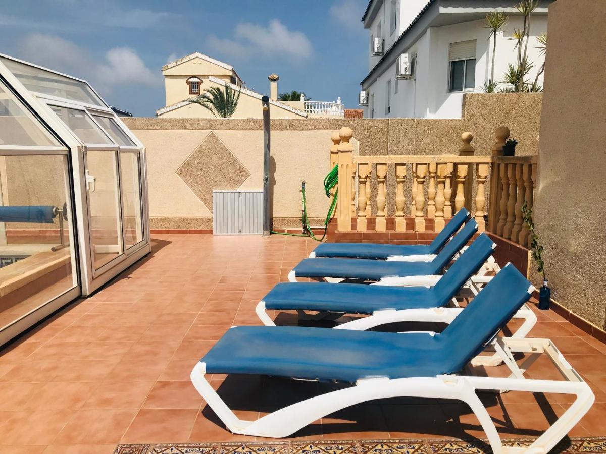 Villa With Super Swimming Pool 格兰阿利坎特 外观 照片